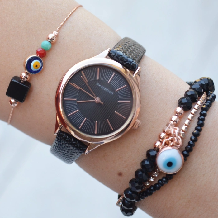 Siyah Deri Kordon Kadın Saat Kombini 8676