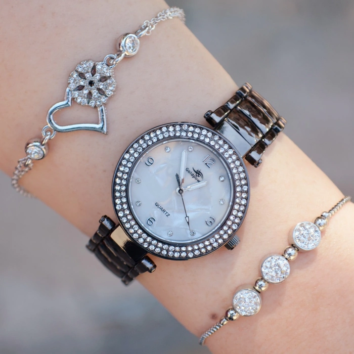 Siyah Metal Kordon Kadın Saat Kombini 9735