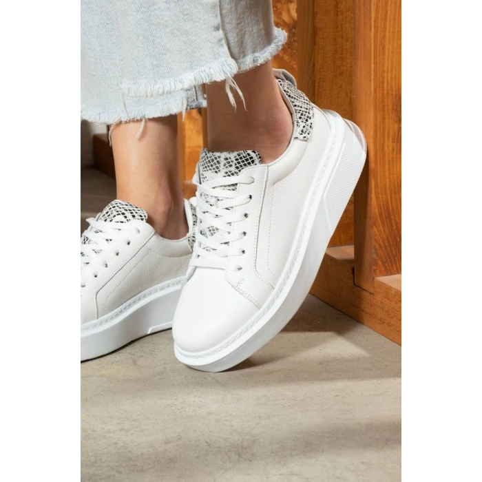 Hafif Taban Hakiki Deri Spor Ayakkabı