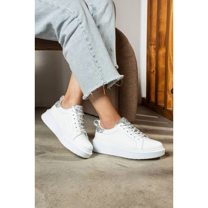 Hafif Taban Hakiki Deri Spor Ayakkabı