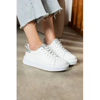 Hafif Taban Hakiki Deri Spor Ayakkabı