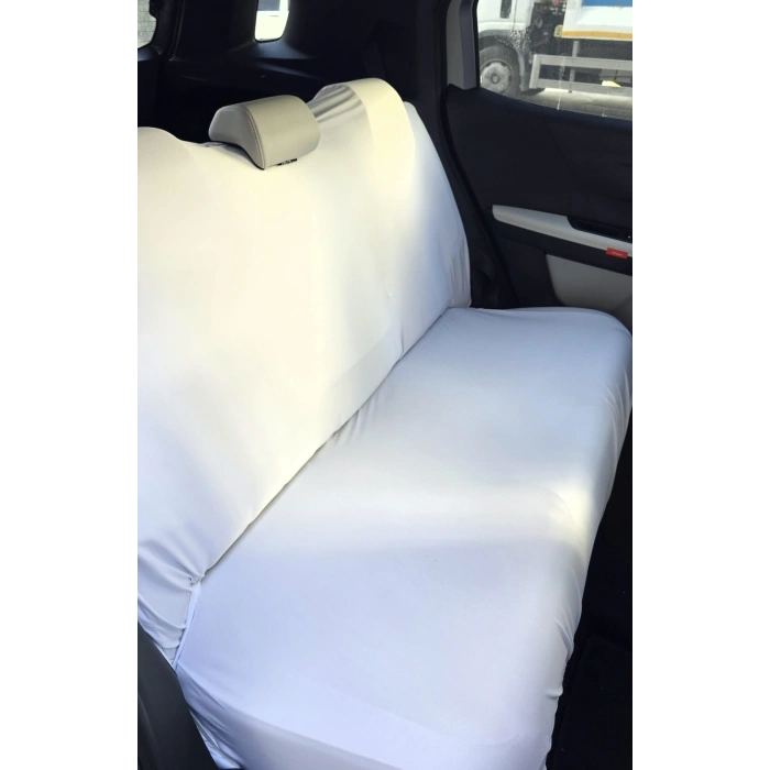 BEYAZ DÜZ LOGOSUZ SERVİS KILIFI ÖN VE ARKA TAKIM 4PARÇA TAKIM 1.KALİTE LİKRALİ PENYE YIKANABİLİR HER ARACA UYUMLU