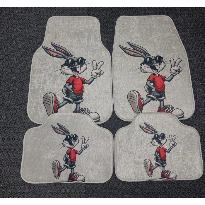 BUGS BUNNY DESENLİ KAYMAZ TABAN DEKORATİF OTO HALI PASPAS ÜNİVERSAL YIKANABİLİR HER ARACA UYUMLU (KANCALI KUMAŞ ANAHTARLIK HEDİYELİ)