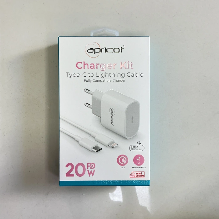 APRİCOT TYPE-C VE LİGHTNİNG UÇLU ŞARJ KABLOSU VE ADAPTÖRÜ 20W