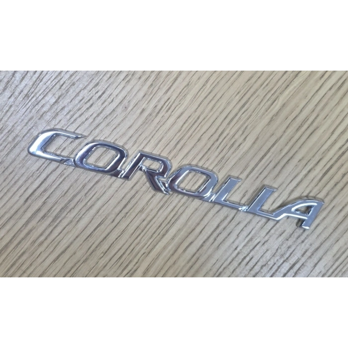 Toyota Corolla Krom Metal Bagaj Arması – Parlak 3D Logo