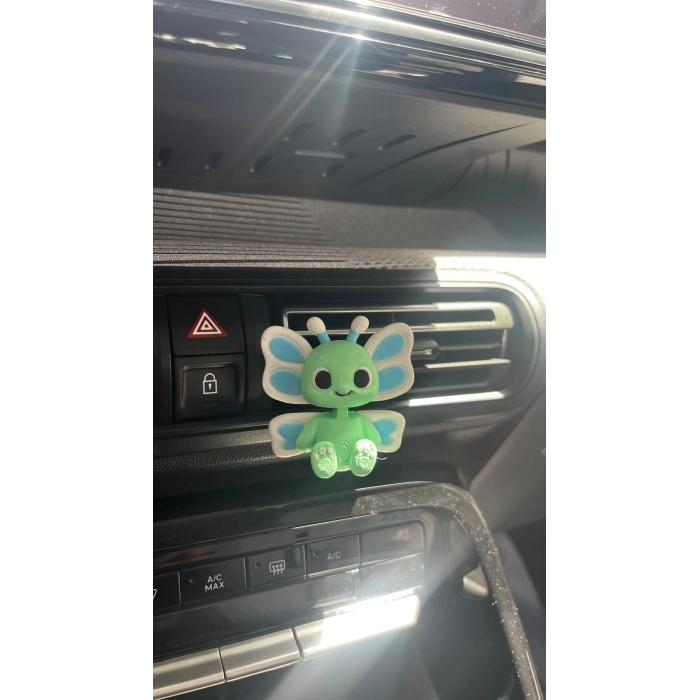 YEŞİL TIRTIL KELEBEK OTOMOBİL TORPİDO SÜSÜ 3D
