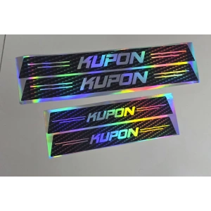 KUPON Araç Kapı Eşiği Sticker 4 Parça Set – Hologram Karbon Desen 2 Ön 2 Arka – 50 cm / 35 cm
