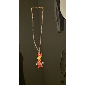 Minnie MOUSE Zincirli DIKIZ AYNA SÜSÜ 3D