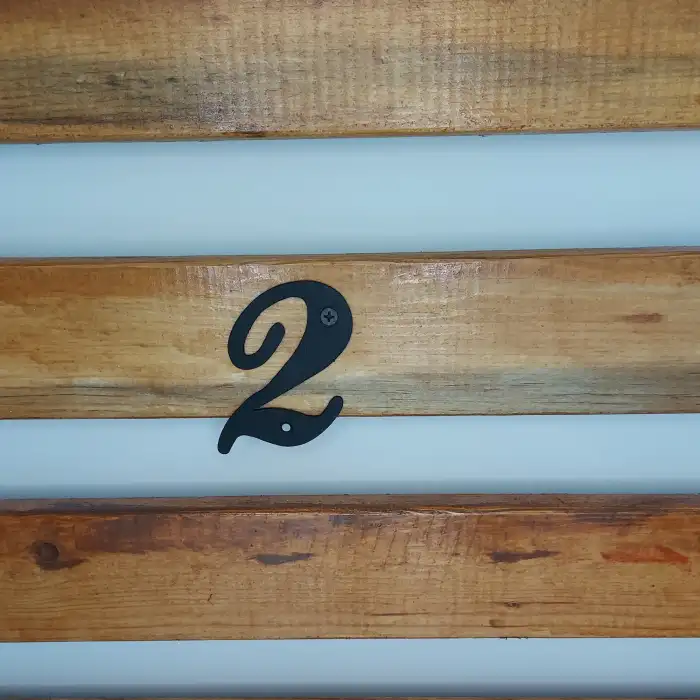 2 Numara - Dekoratif Texture Mat Siyah Ferforje Demir Kapı Numarası 2 No - Bina Kapısı, Ahşap Panjur Kapı, Daire Kapısı, Bahçe Kapısı Metal Vidalı Kapı Numarası