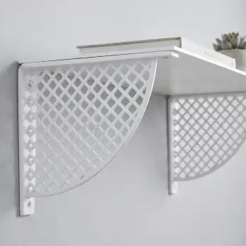 Beyaz Desen Plastik Raf Altı Tutucu Ayak 18cm - Çiçeklik L Raf Ayağı Duvar Montaj Destek Aparatı