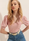 0409 Kare Yaka Örme Bluz  Pudra