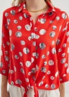 20243 Önü Bağlamalı Desenli Gömlek  Kırmızı
