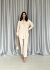 Bej Gömlek Ve Çıtçıtlı Pantolon Takım