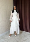 Beyaz Bel Detaylı Elbise