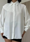 Beyaz Pilise Detaylı Jesica Gömlek