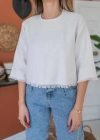 Beyaz Püskül Detaylı Bluz