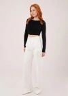 Bol Paça Piliseli Beyaz Pantolon