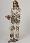 Desenli Kolları Volanlı Pantolon Takım  Haki