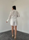 Ekru Dantelli Gömlek Ve Ponpolu Şort Takım