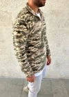 Erkek Yarım Fermuarlı Desenli Polar Sweat – Haki Kamuflaj Yakalı, Uzun Kollu, Oversize Rahat Kalıp  Haki