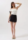 Fiyonk Detay Mini Etek