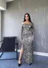 Kadın Madonna Yaka Dalgıç Kumaş Leopar Desen Maxi Boy Derin Yırtmaçlı Elbise