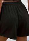 Kadın Askılı Yuvarlak Yakalı Burgu Krop Ve Bluz Short Ikili Takım