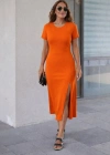 Kadın Kısa Kollu Bisiklet Yaka Yandan Yırtmaçlı Midi Viskon Elbise