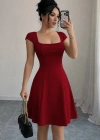 Kadın Kısa Kollu Kare Yakalı Kısa Ithal Krep Elbise