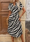 Kadın Kısa Kollu V Hakim Yakalı Zebra Desenli Midi Süprem Elbise