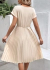 Kadın Kısa Kollu Yakası Açık Belden Lastikli Pileli Kısa Ithal Krep Elbise