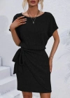 Kadın Kısa Kollu Yakası Açık Belden Lastikli Yandan Bağlamalı Kalın Fitilli Kaşkorse Elbise