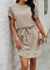 Kadın Kısa Kollu Yuvarlak Yaka Beli Kuşaklı Geometrik Desenli Süprem Elbise