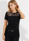 Kadın Kısa Kollu Yuvarlak Yaka ön Dantel Detaylı Viskon Bluz