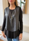 Kadın Uzun Kollu Asimetrik Kesim Viskon Bluz Ve çatlak Deri Görünümlü Yelek Ikili Takım
