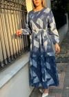 Kadın Uzun Kollu Bisiklet Yaka Geometrik Desen Baskılı Kuşak Dahil Maxi Boy Elbise