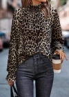 Kadın Uzun Kollu Gipe Detaylı Balıkçı Yaka Leopar Desenli Süprem Bluz