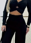 Kadın Uzun Kollu Göğüs Dekolteli Ithal Krep Bluz Ve Pantolon Ikili Takım
