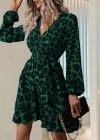 Kadın Uzun Kollu Kruvaze Yaka Belden Kuşaklı Leopar Desenli Dalgıç Elbise