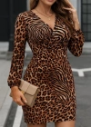 Kadın Uzun Kollu Kruvaze Yaka Leopar Desen Mikro Elbise