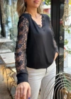 Kadın Uzun Kollu V Yakalı Dantel Detaylı Viskon Bluz