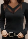 Kadın Uzun Kollu V Yakalı Tül Göğüs Dekolte Detaylı Viskon Bluz