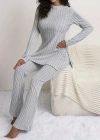 Kadın Uzun Kollu Yuvarlak Yaka Yandan Yırtmaç Detaylı şardonlu Kaşkorse Bluz Ve Pantolon Ikili Takım