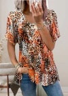 Kadın V Yaka Renkli Leopar Desen Büzgü Detay Süprem Bluz