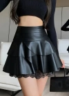 Kadın Yüksek Bel Fırfırlı Dantelli Kısa Deri Etek