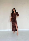 Kahverengi Büzgülü Saten Elbise