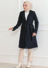 Kaşe Kaban – Uzun Boy Kruvaze Yaka, Kuşaklı Tesettür Kışlık Kaban, Astarlı Şık Yünlü Dokuma Oversize Rahat Kalıp, Cepli odern Kaşe ont odeli  acivert