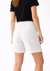Keten Kumaş Cepli Rahat Kesim Bel astikli Şort  Beyaz