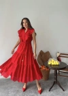 Kırmızı Fırfırlı Düğmeli Elbise
