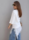 Kısa Kollu Asimetrik Kesim Dantel Güpür Detay Bluz